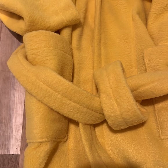 Brand New Mirko Yellow Gold Fleece Children’s Robe - Picture 8 of 9